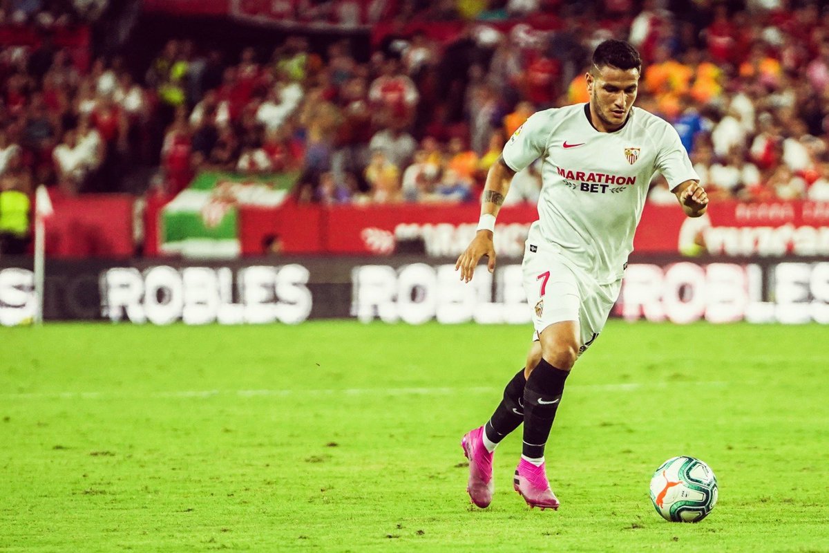 Rony Lopes gia nhập Sevilla và mang theo bao kỳ vọng của các CĐV, tuy nhiên anh cũng giống như bao bản hợp đồng khác trong danh sách này. Chàng trai gốc Brazil chỉ ra sân 9 trận và không ghi được bàn nào.