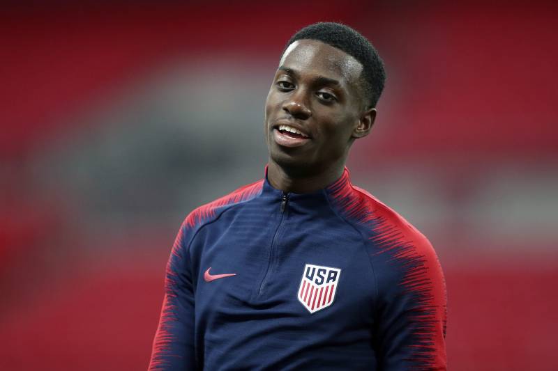Timothy Weah quyết định rời PSG để gia nhập LOSC Lille để tìm kiếm cơ hội ra sân nhiều hơn. Mặc dù vậy, đây có thể là quyết định sai lầm của cầu thủ gốc Pháp. Tại đây, anh chỉ ra sân 2 trận kể từ đầu mùa.
