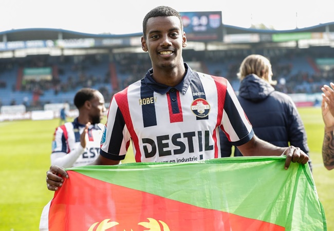 Cái tên cực kỳ đáng chú ý khác là Alexander Isak từng chơi cho Willem II theo dạng cho mượn từ Borussia Dortmund. Tại đây, chân sút này ghi tới 14 bàn, có 7 pha kiến tạo chỉ sau 18 trận ra sân. Hiện tại, ngôi sao người Thụy Điển đang đầu quân cho Real Sociedad.