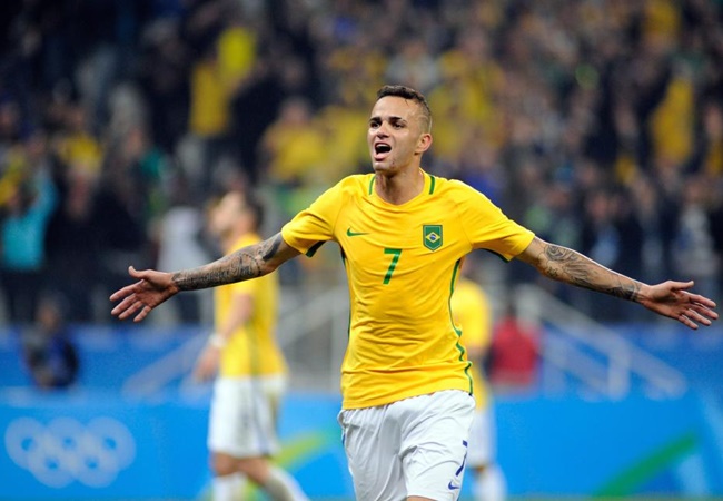 Tính đến nay, ngôi sao thuộc biên chế Corinthians - Luan đã chơi 8 trận cho ĐTQG Brazil.