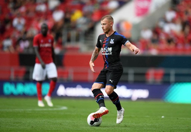 Từng được giới chuyên môn đánh giá rất cao, tuy nhiên Max Meyer đã thực sự sa sút kể từ khi chia tay Schalke 04. Anh đang khoác áo Crystal Palace, một CLB hạng trung bình khá tại Premier League.