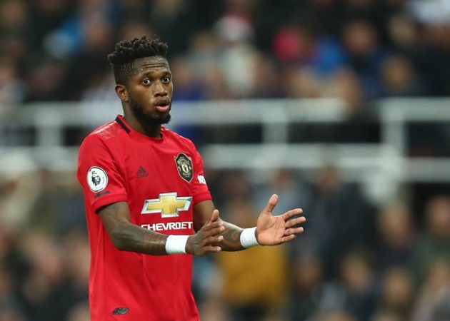 Với sự tiến bộ vượt bậc vừa qua, Fred cũng xứng đáng góp mặt. Giữa lúc Paul Pogba chấn thương, cầu thủ người Brazil đã trở thành nhân tố không thể thiếu nơi tuyến giữa của M.U.