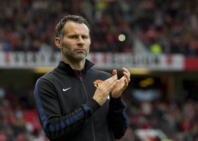 Và tất nhiên sẽ không thể thiếu "cây trường sinh" Ryan Giggs của đội chủ sân Old Trafford. Huyền thoại người Xứ Wales đã ghi được 109 bàn.