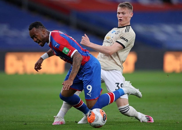 Scott McTominay bị hoài nghi về khả năng thay thế Nemanja Matic.