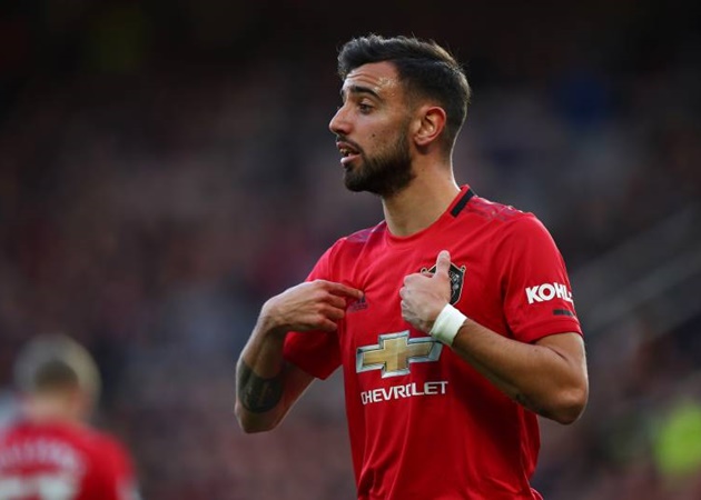 M.U phải rất chật vật mới đánh bại Crystal Palace 2-0, trong đó Bruno Fernandes lại tỏa sáng với pha kiến tạo giúp Marcus Rashford mở tỉ số.