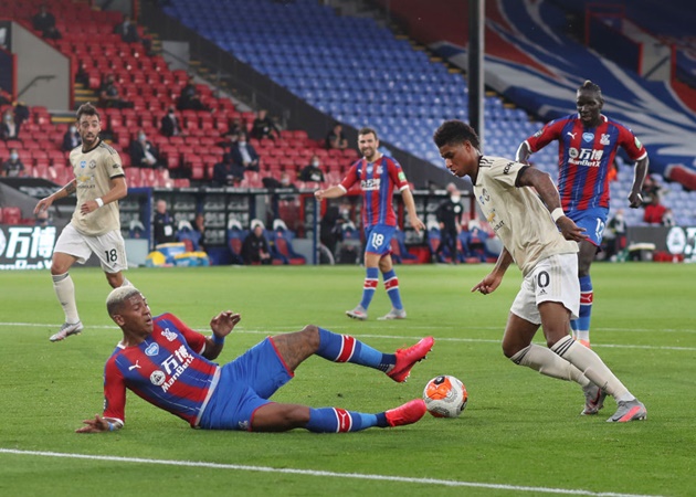 Pha xử lý bình tĩnh và chất lượng "10/10" này đã giúp Marcus Rashford được các chuyên gia bình chọn.