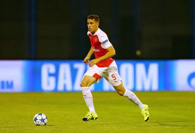 Gabriel Paulista mang trong mình tinh thần của một chiến binh thực thụ, tuy nhiên đó không phải là tất cả những gì Arsenal cần ở anh. Trung vệ 29 tuổi bị bán cho Valencia hồi mùa Hè 2017 với mức giá 11 triệu euro.