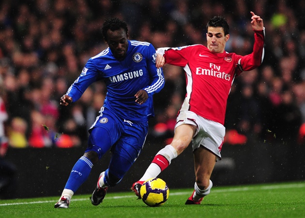 Khác với John Obi Mikel, Michael Essien tỏ ra bùng nổ hơn và từng được xem là "quái vật" một thời ở Ngoại Hạng Anh. Sau khi chia tay FK Sabail, ngôi sao người Ghana đang tạm dừng sự nghiệp trước khi nghĩ đến kế hoạch tiếp theo.