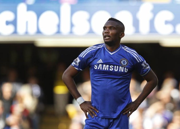 Samuel Eto'o gia nhập Chelsea khi đã bước sang bên kia sườn dốc của sự nghiệp. Ngôi sao người Cameroon chỉ gắn bó với The Blues 1 năm và sau đó đến với Everton. Năm 2019 vừa qua, cựu sao Barca đã tuyên bố giải nghệ.