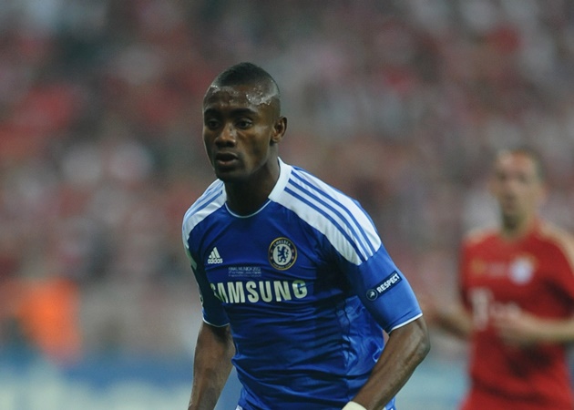 Trong khi đó, Salomon Kalou là thành viên của đội hình Chelsea lên ngôi tại cúp C1 mùa 2011/12. Khi ấy, The Blues đã đánh bại Bayern Munich trên chính sân Allanz Arena.