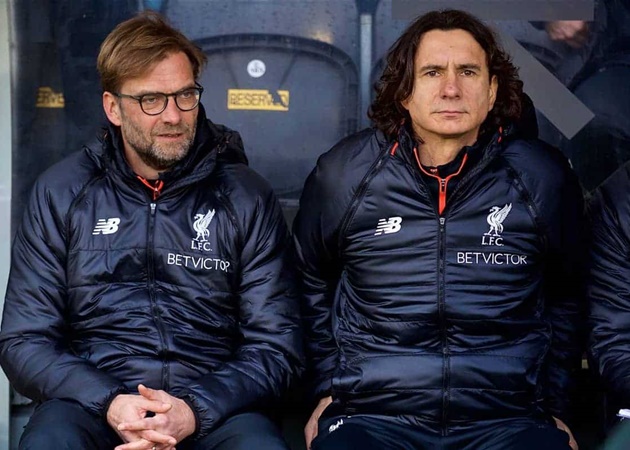 Buvac và Klopp thời còn kề vai sát cánh tại sân Anfield.