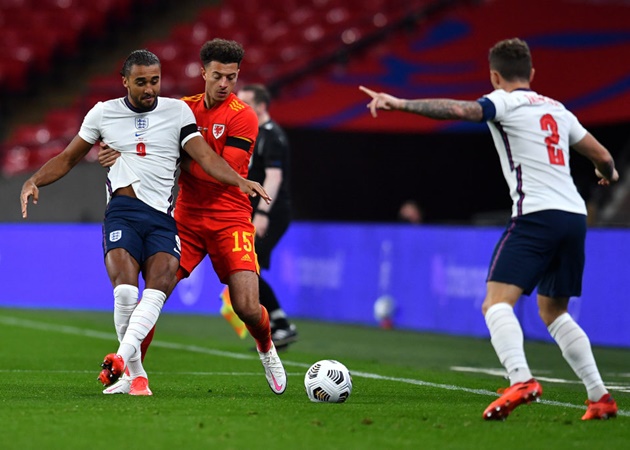 Nổi bật nhất trong danh sách này đang là Dominic Calvert-Lewin. Ở giai đoạn đầu mùa giải 2020/21 này, ngôi sao của Everton đang bùng nổ với 9 bàn thắng trên mọi đấu trường chỉ sau 6 trận ra sân. Và ngay trong trận ra mắt ĐT Anh, anh đã đóng góp 1 pha lập công.