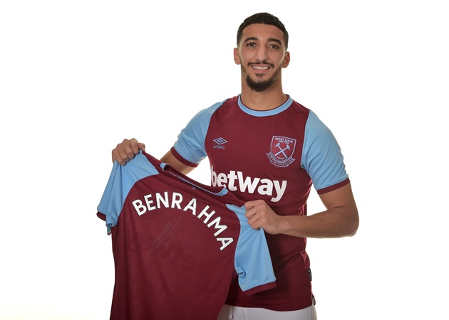 8. Cuối cùng là Said Benrahma, người được West Ham United mượn từ Brentford và kèm theo điều khoản mua đứt trị giá 23 triệu euro. Anh là cái tên thay thế cho Felipe Anderson cũng vừa gia nhập FC Porto theo dạng cho mượn.
