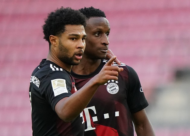 Thắng nhẹ nhàng, Bayern Munich đã lên đỉnh Bundesliga với 15 điểm, bằng với Borussia Dortmund và RB Leipzig nhưng hơn về hiệu số bàn thắng bại.