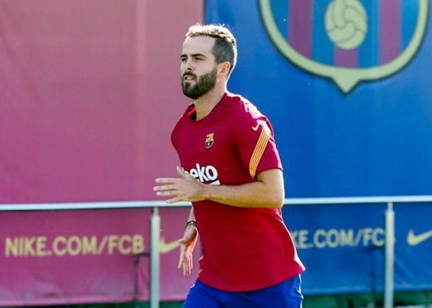 6. Miralem Pjanic (Barcelona). Dù nhận được rất nhiều kỳ vọng khi đặt chân đến Barcelona, song cầu thủ người Bosnia đến nay chỉ được xem như phương án dự phòng trong kế hoạch của Ronald Koeman.