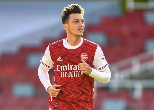 Mesut Ozil sẽ sớm chia tay The Gunner?