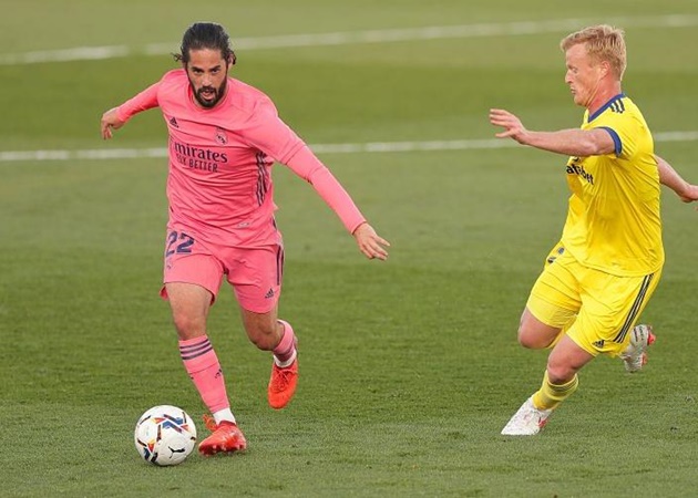 Isco gần như "mất hút" tại Real Madrid trong 2 năm gần đây.