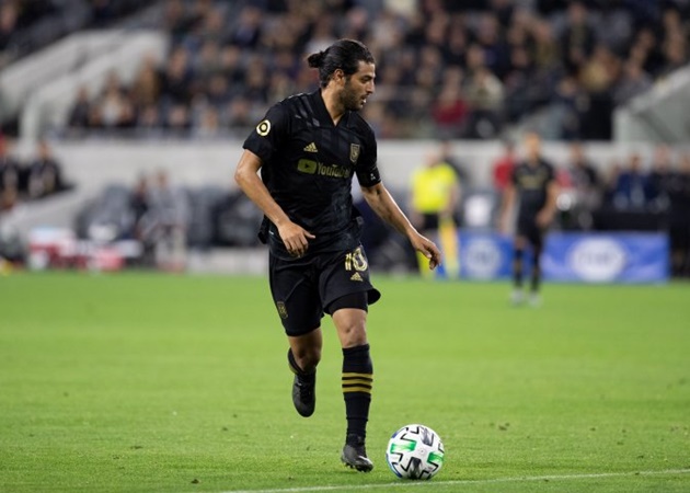 4. Carlos Vela từng hồi sinh trong màu áo Real Sociedad trước khi sang MLS chơi cho Los Angeles FC. Cầu thủ người Mexico là người có lối chơi khá kỹ thuật và giàu tính sáng tạo.
