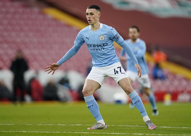 Và đây là Phil Foden - ngôi sao được xem như David Silva mới của Manchester City với lối chơi thông minh và giàu tính sáng tạo.