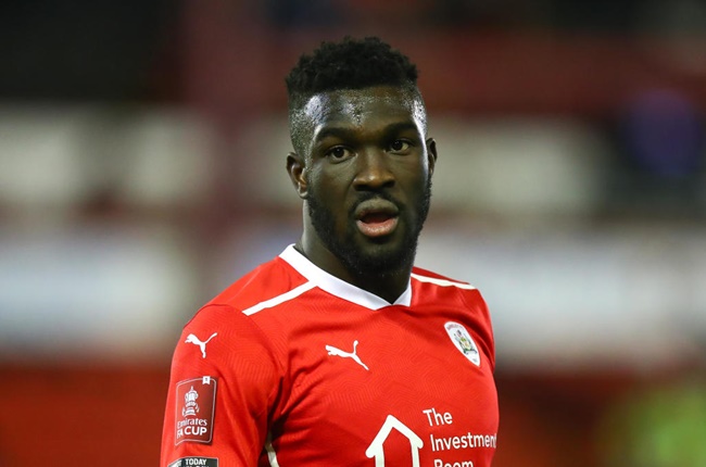 6. Daryl Dike là "cánh chim lạ" đầu tiên Manchester United nhắm tới. Ngôi sao người Mỹ đang chơi cho Barnsley theo dạng cho mượn từ Orlando City và có thể hình lẫn tốc độ lý tưởng để chơi bóng ở Premier League.