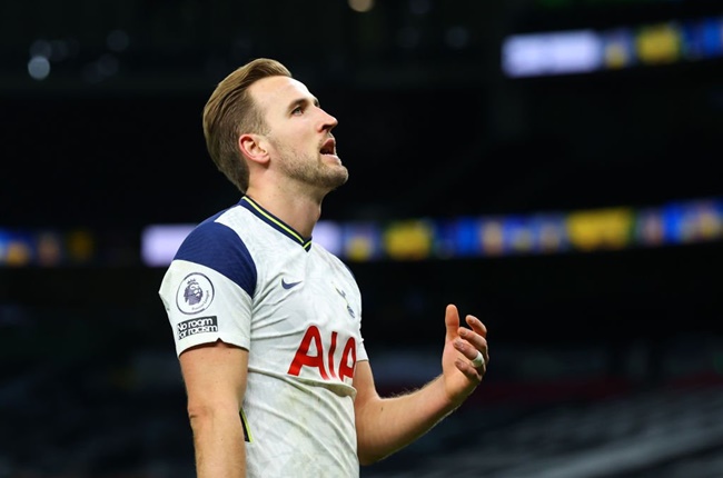 5. Sau mùa giải thất vọng của Tottenham Hotspur, Harry Kane đã đệ đơn lên ban lãnh đạo nhằm mong muốn được ra đi. Quỷ đỏ đang là CLB quan tâm đến tiền đạo trị giá 90 triệu euro này.