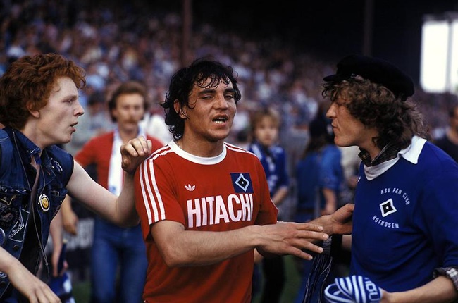 3. EURO 1980, Felix Magath chỉ chơi 2 trong số 4 trận cho Tây Đức và không được sử dụng khi Tây Đức đánh bại Bỉ 2-1 ở trận chung kết. Vì thế, ông không được nhớ quá nhiều về lần lên ngôi ấy. Sau này, vị "phù thủy" sinh năm 1953 nổi tiếng hơn với vai trò HLV khi từng dẫn dắt Bayern Munich và Wolfsburg.