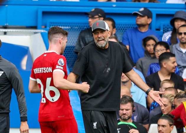 Klopp cần viện binh ở hàng tiền vệ.