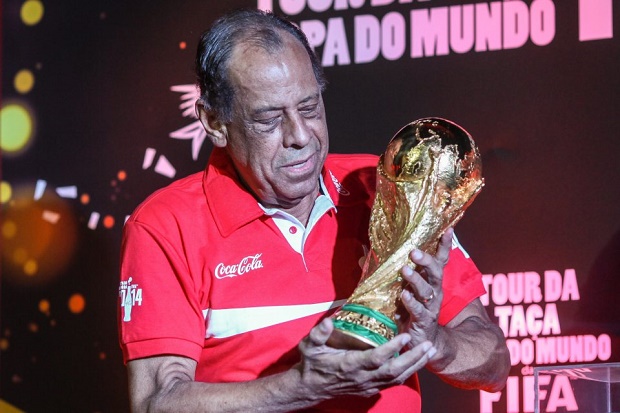 Carlos Alberto giành chức vô địch World Cup 1970. Ảnh: Internet