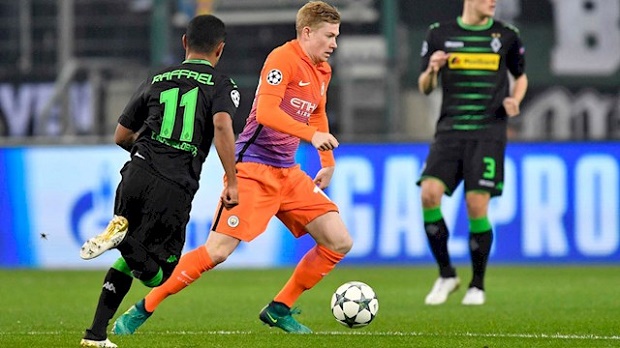Kevin de Bruyne trong cuộc đối đầu giữa Man City và Monchengladbach. Ảnh: Dailymail
