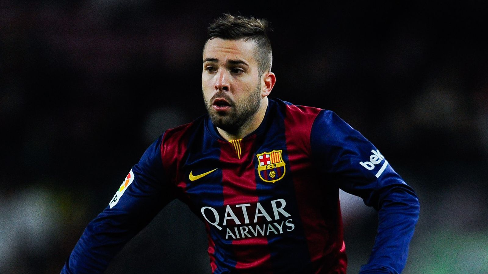 Đá 3 hậu vệ, Barca đang lãng phí Jordi Alba - Bóng Đá