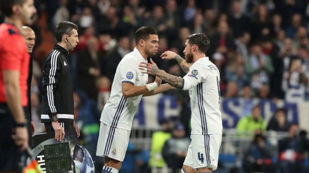 UEFA thông qua luật thay 4 cầu thủ trong một trận đấu - Bóng Đá