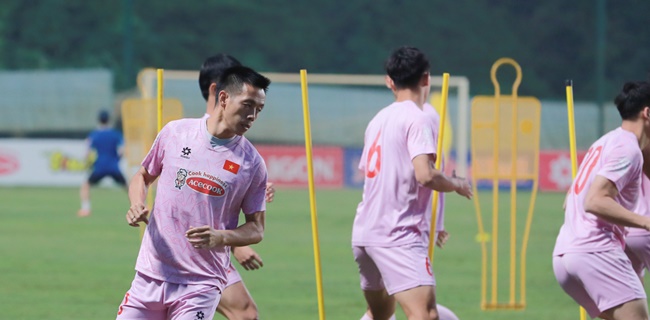 Ảnh bài viết 2 phương án để HLV Kim Sang-sik thay thế Tiến Linh