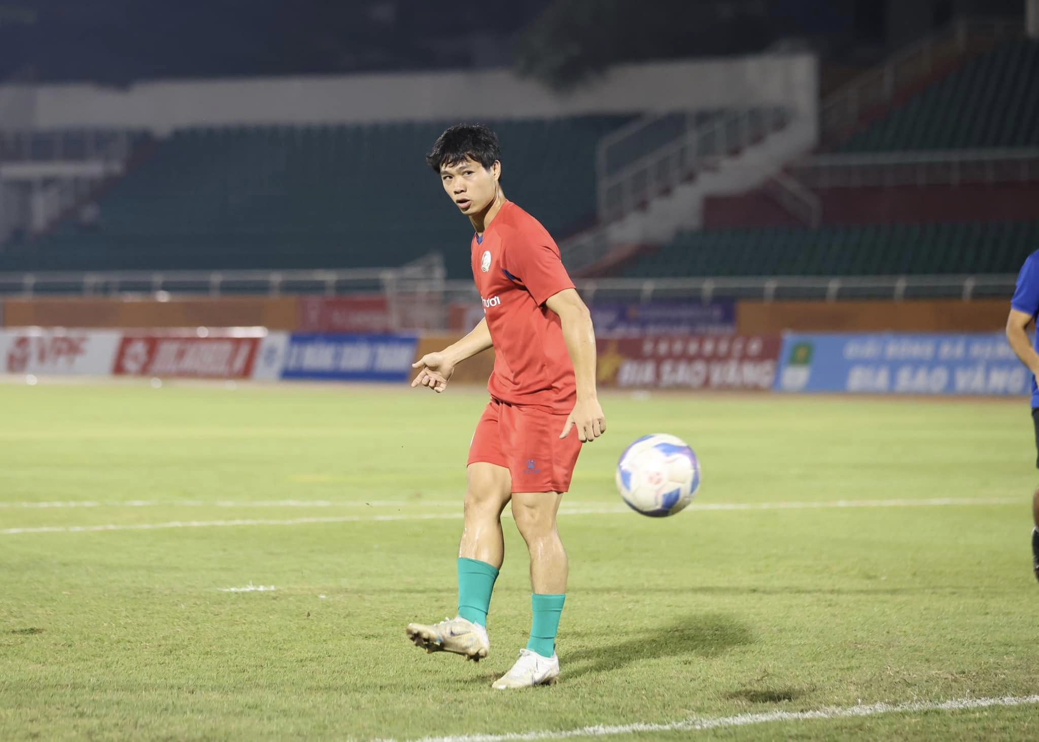 Ảnh bài viết NÓNG: HLV Kim Sang-sik điền tên Công Phượng vào danh sách sơ bộ dự AFF Cup