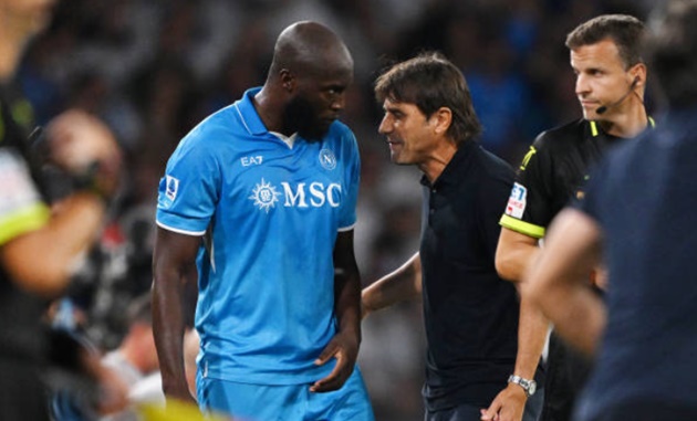 Ảnh bài viết Lukaku truyền cảm hứng, Conte tấm tắc khen màn ngược dòng của Napoli