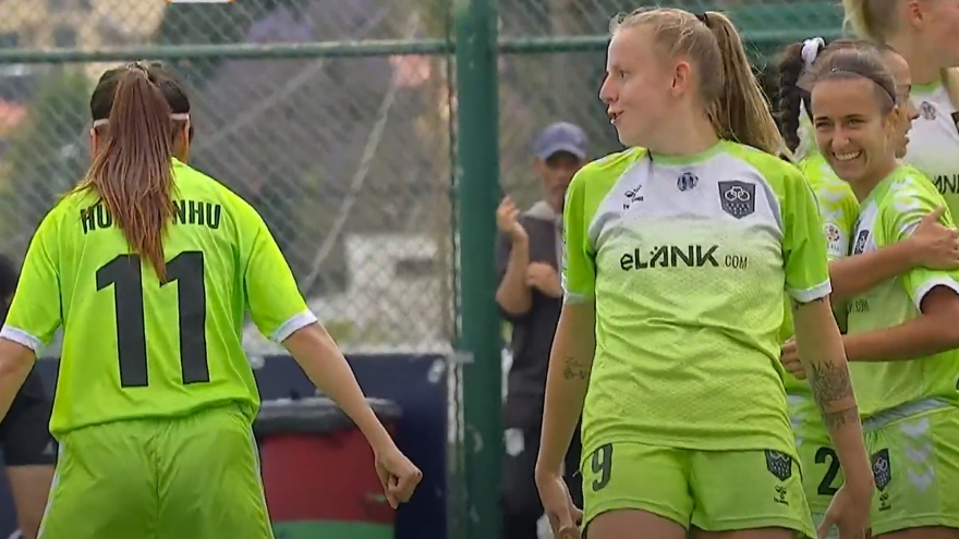 Ảnh bài viết Ronaldo hay Messi? Huỳnh Như có câu trả lời