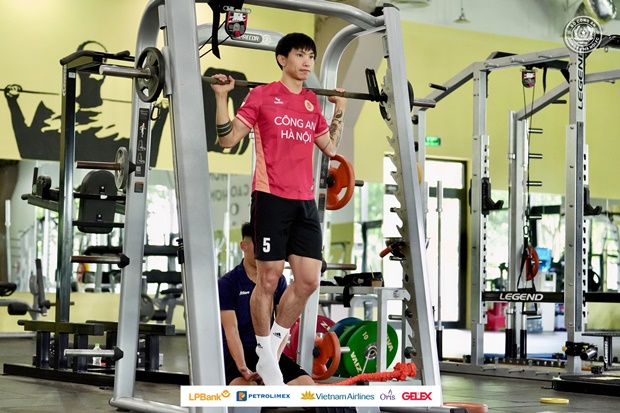 Ảnh bài viết E ngại Jason Pendant Quang Vinh, Văn Hậu làm ngay 1 việc