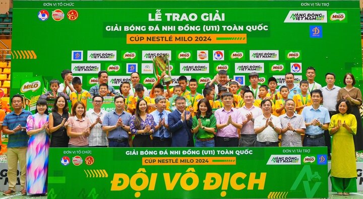 Ảnh bài viết VFF ra án phạt SLNA vì hành vi gian lận tuổi