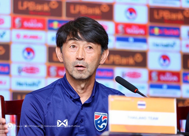 Ảnh bài viết HLV Thái Lan nêu thẳng mục tiêu khi đối đầu tuyển Nga