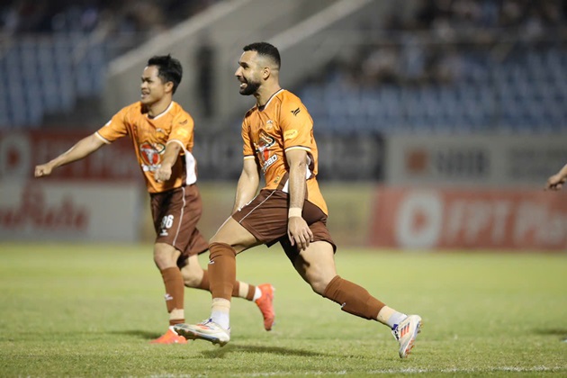 Ảnh bài viết Lý do trọng tài công nhận bàn thắng của HAGL dù bóng đã chạm tay