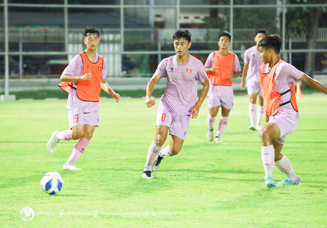 Ảnh bài viết Sau màn hủy diệt 15-0, U16 Việt Nam tập trung cho màn chạm trán Campuchia