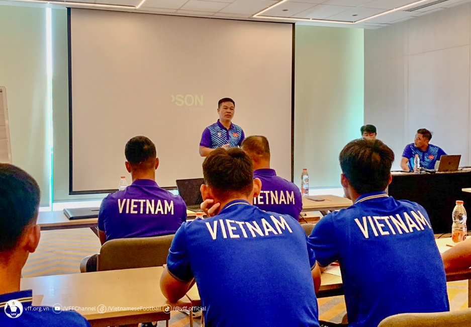 Ảnh bài viết Họp chuẩn bị đấu Campuchia, U16 Việt Nam được yêu cầu không chủ quan