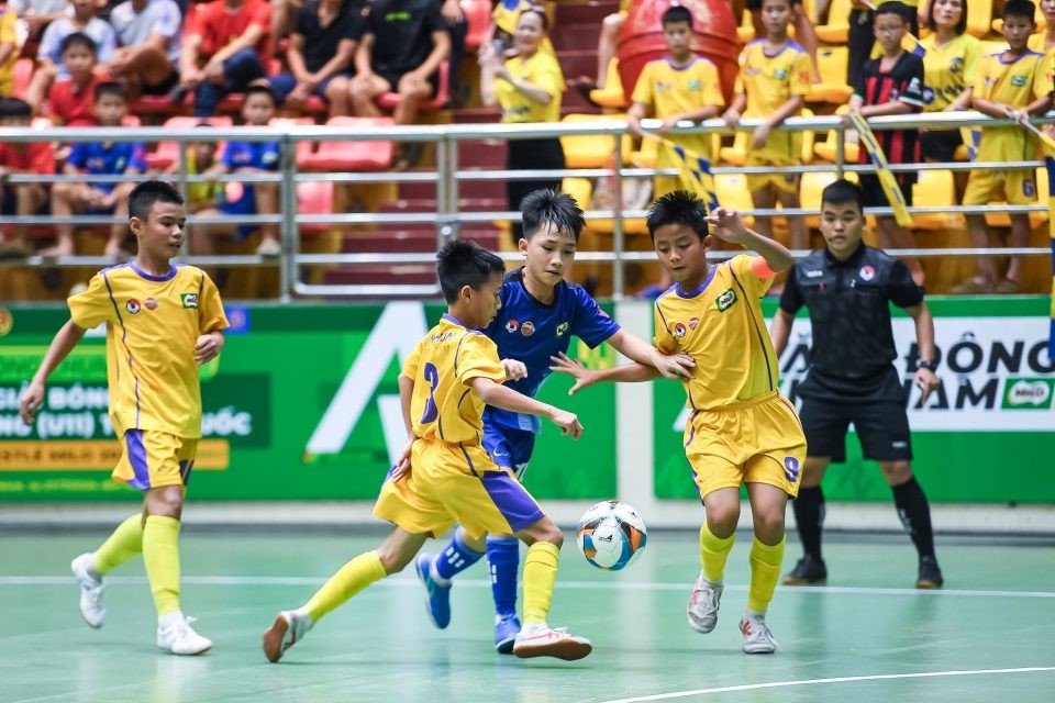 Ảnh bài viết SLNA vào chung kết, Thanh Hóa gục ngã trước chủ nhà giải U11 toàn quốc