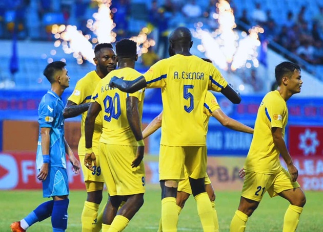 Ảnh bài viết Hoàng Vũ Samson tỏa sáng, Quảng Nam thắng kịch tính trong trận derby xứ Quảng-Đà