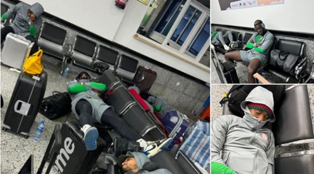 Ảnh bài viết Bị đối xử vô nhân đạo, Nigeria bỏ giải về nước
