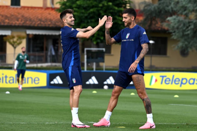 Ảnh bài viết Đội trưởng Napoli xin rút khỏi tuyến Ý
