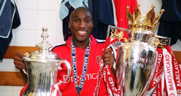 Ảnh bài viết Campbell: Tôi đã bị đối xử tệ sau khi rời Tottenham để đến Arsenal