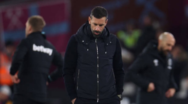 Ảnh bài viết Thống kê đáng xấu hổ của Van Nistelrooy tại Leicester City