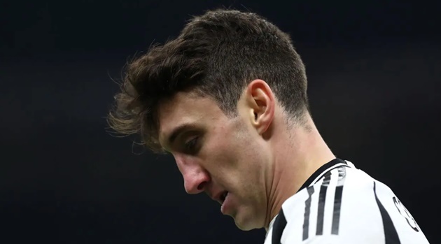 Ảnh bài viết Man City chưa từ bỏ hậu vệ Juventus