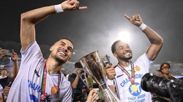 Ảnh bài viết Cầu thủ Brazil và hai mảng màu đối lập ở V.League