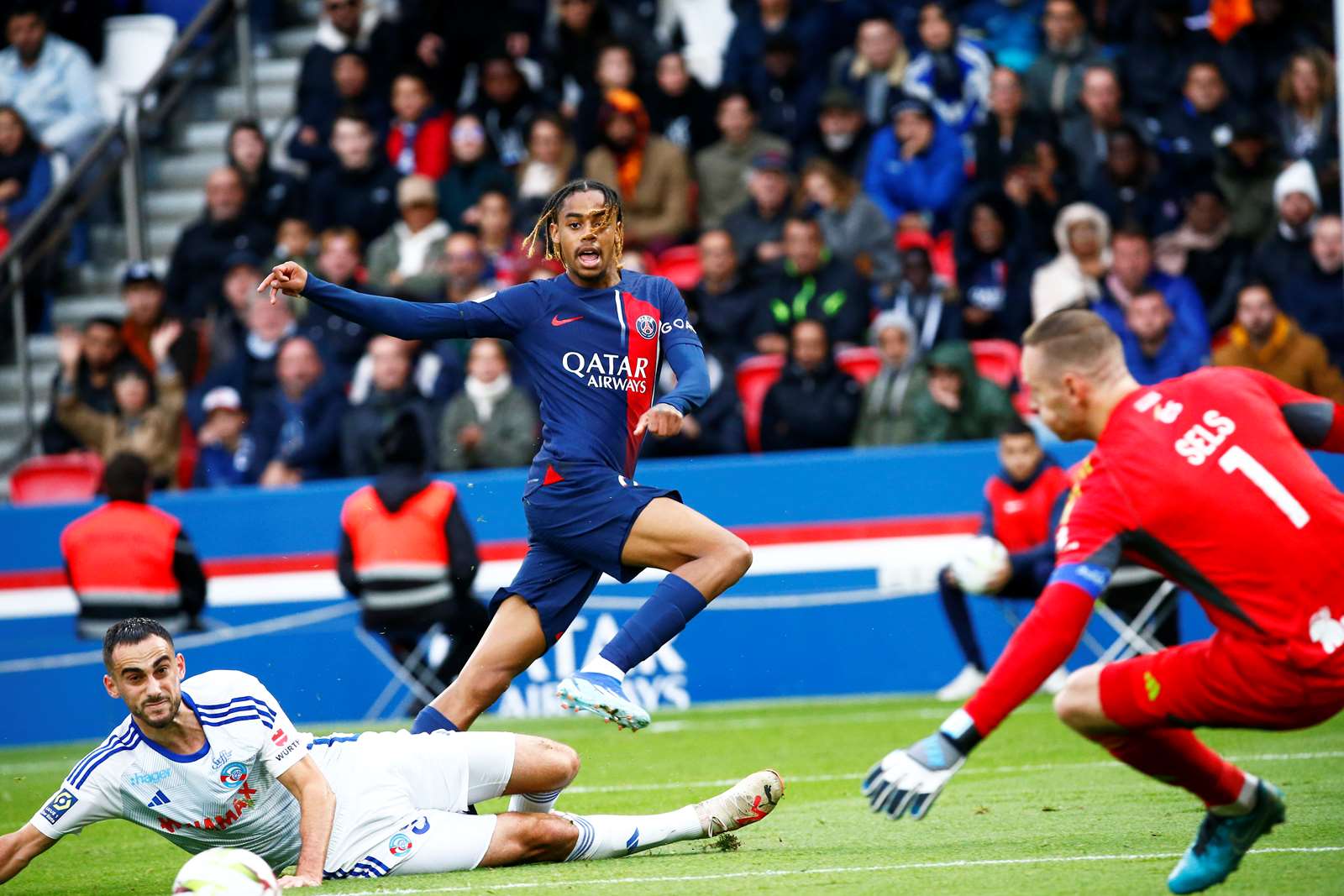 Ảnh bài viết PSG vs Strasbourg (20h00, 20/10): Cạnh tranh ngôi đầu; Duy trì mạch bất bại